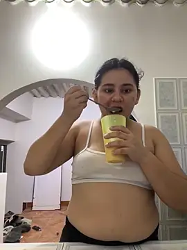 Snapshot of PRIMOS-77 chatting on October 2025 11:50:02 PM PRIMOS-77 online show from October 2025 11:50:02 PM
