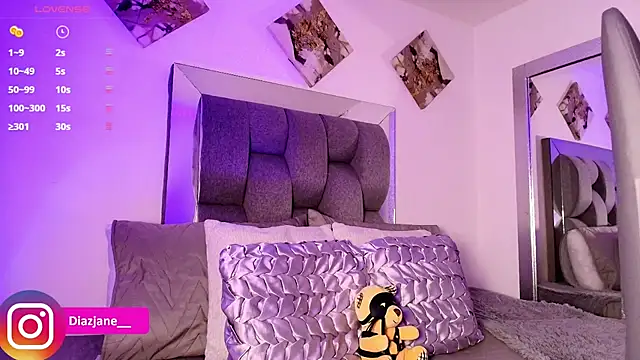 Janediazz online show from May 2026 09:11:02 PM