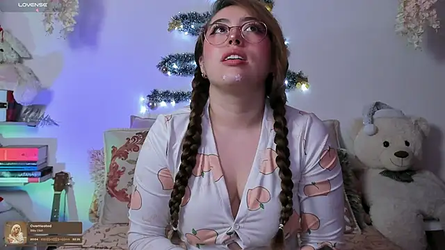 julieta cooper20 online show from December 2025 04:15:01 AM