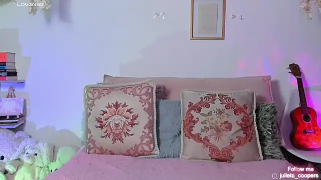 julieta cooper20 online show from March 2026 04:10:02 AM