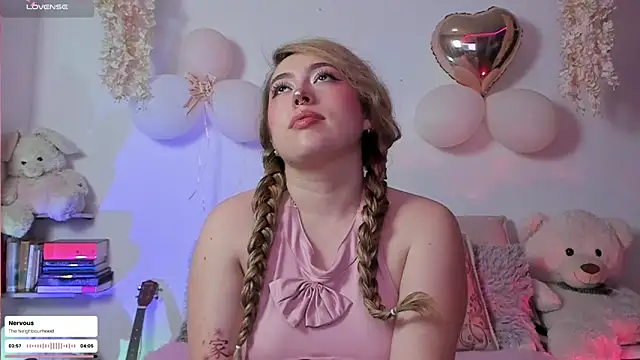 julieta cooper20 online show from February 2026 03:58:01 AM