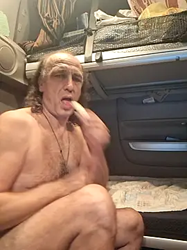 aleksis1313 online show from November 2025 08:35:01 PM