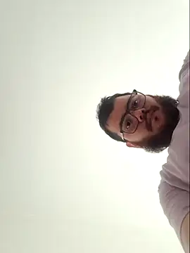 Snapshot of Edmund98 chatting on March 2025 05:15:02 PM Edmund98 online show from March 2025 05:15:02 PM