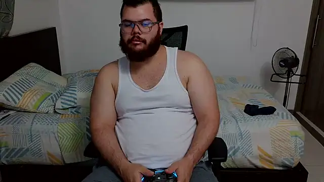 Edmund98 online show from February 2026 02:01:02 AM