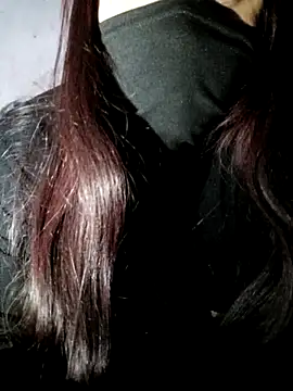 Snapshot of Sxx210 chatting on March 2025 04:51:02 AM Sxx210 online show from March 2025 04:51:02 AM