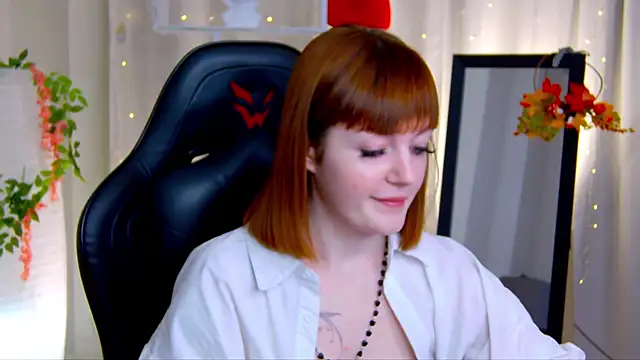 Ashley Nicks online show from November 2025 02:07:02 AM