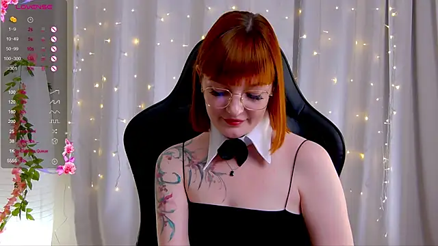 Ashley Nicks online show from October 2025 02:23:01 AM