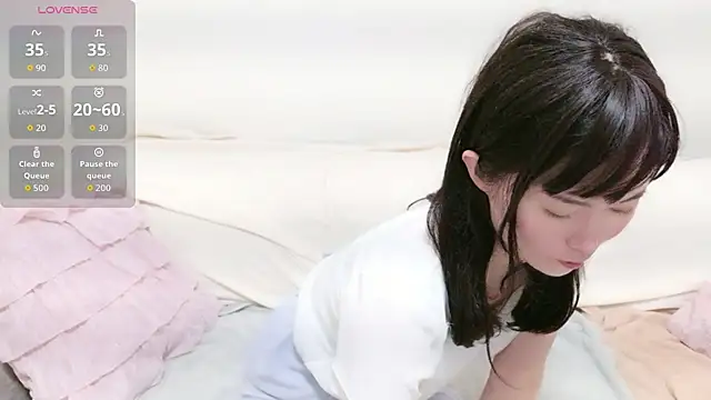 pppYukaqqq online show from May 2026 12:04:01 PM