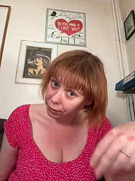 VeraaFlynn online show from April 2026 11:06:02 AM