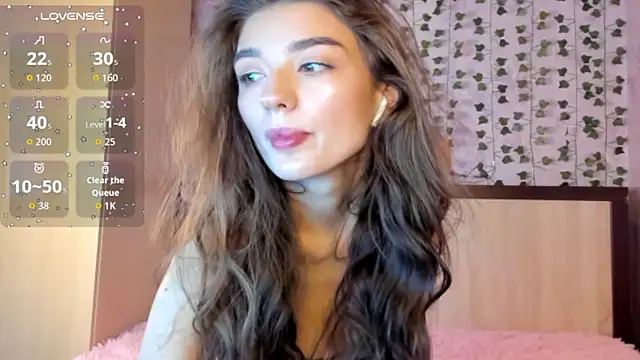 Snapshot of MelissaMillton chatting on November 2025 04:05:02 AM MelissaMillton online show from November 2025 04:05:02 AM