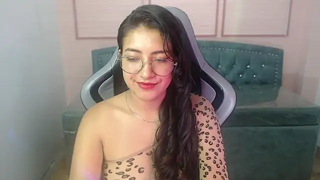 alexa romero t online show from October 2025 12:58:02 PM