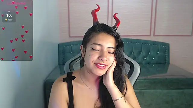 alexa romero t online show from October 2025 12:18:01 PM