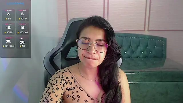alexa romero t online show from October 2025 12:07:01 PM
