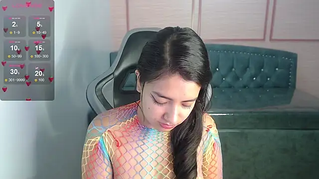 alexa romero t online show from October 2025 12:04:01 PM