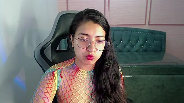 alexa romero t online show from October 2025 12:17:02 PM