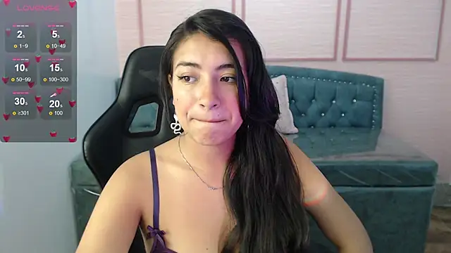 alexa romero t online show from December 2025 01:21:02 PM