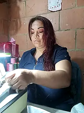 isis milove online show from March 2026 01:14:01 PM