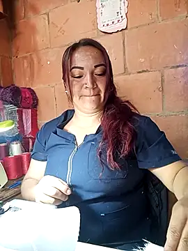 isis milove online show from March 2026 12:32:02 PM