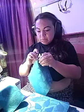 Snapshot of isis_milove chatting on February 2026 02:06:02 PM isis milove online show from February 2026 02:06:02 PM