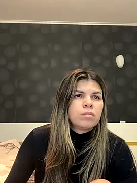 EllyMilf online show from November 2025 09:48:02 PM