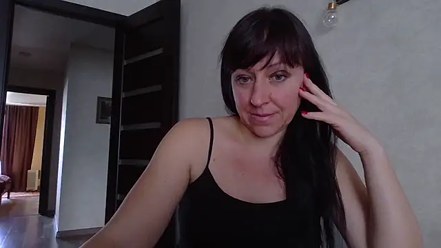Snapshot of CarolinaReaperRed chatting on October 2025 08:26:02 AM CarolinaReaperRed online show from October 2025 08:26:02 AM
