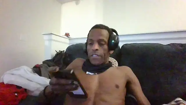 Snapshot of BadazzRXL chatting on November 2025 02:20:01 PM BadazzRXL online show from November 2025 02:20:01 PM