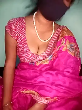 Queen janu1 online show from March 2025 10:10:02 PM