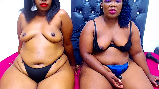 Snapshot of DarkEngelASS chatting on February 2026 04:53:01 AM DarkEngelASS online show from February 2026 04:53:01 AM