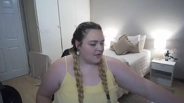 Neytjie online show from November 2025 06:41:02 PM