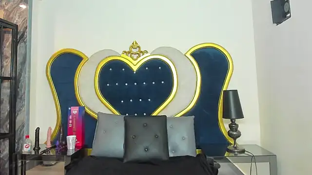 NovaMichel online show from November 2025 11:14:02 AM