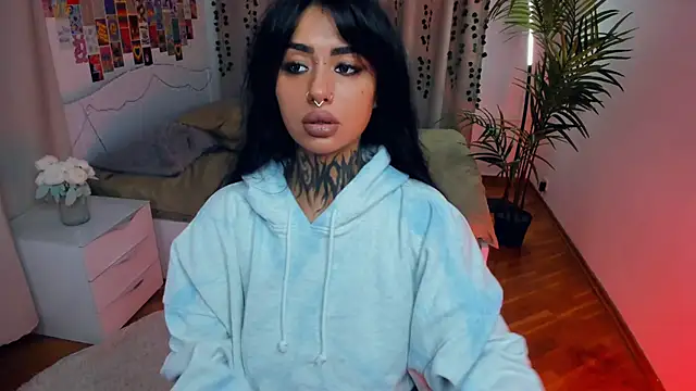 CharimgSabrina online show from February 2026 06:13:02 AM