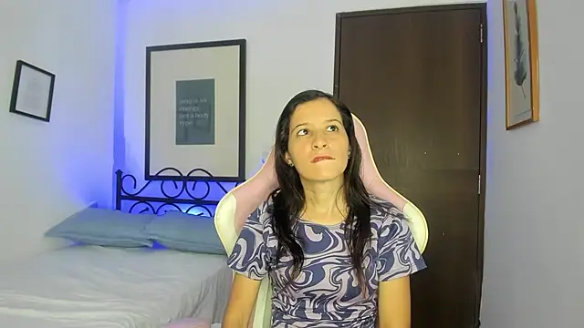 cowmarce online show from March 2025 07:18:01 PM