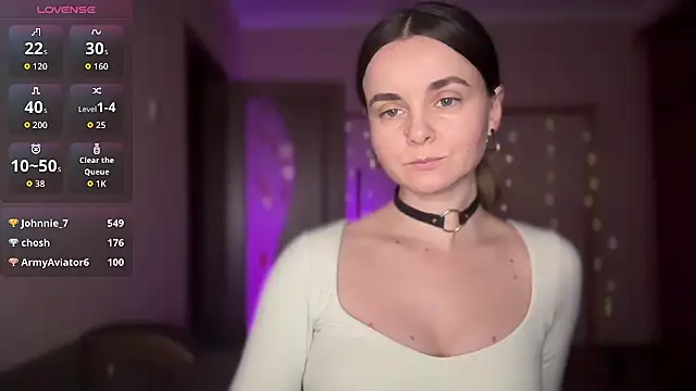 lanaloulou online show from December 2025 11:47:02 PM