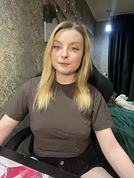Lina ly online show from March 2025 08:32:02 PM
