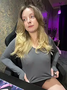Lina ly online show from May 2026 08:09:01 PM