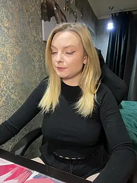 Lina ly online show from March 2025 08:20:02 PM
