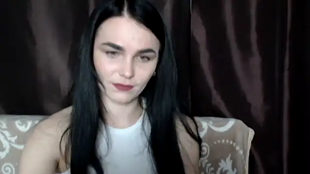 Snapshot of Silviaa chatting on March 2025 07:47:02 PM Silviaa online show from March 2025 07:47:02 PM