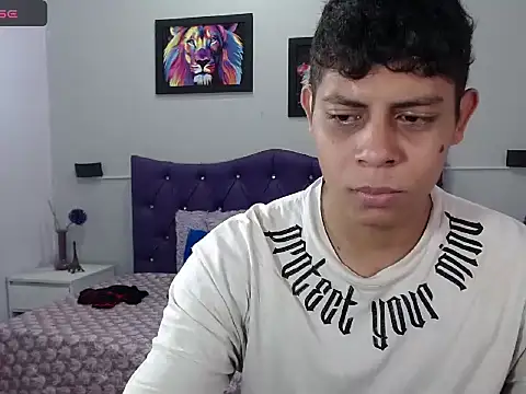 Snapshot of Alejandroo_22 chatting on September 2025 01:50:01 PM Alejandroo 22 online show from September 2025 01:50:01 PM