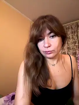 Snapshot of Mary_Kiitty chatting on November 2025 03:15:02 PM Mary Kiitty online show from November 2025 03:15:02 PM