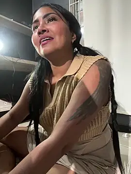 Ariana Rodriguez online show from December 2025 12:22:01 AM