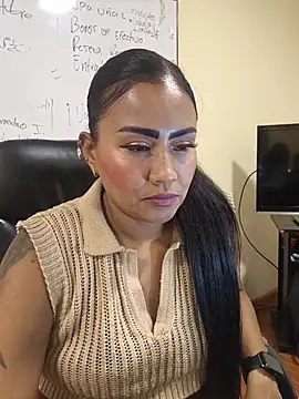 Ariana Rodriguez online show from July 2026 06:40:01 PM