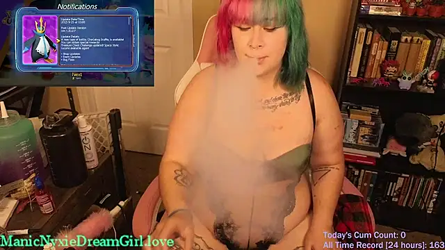 Snapshot of VioletNova chatting on October 2025 12:17:02 PM VioletNova online show from October 2025 12:17:02 PM