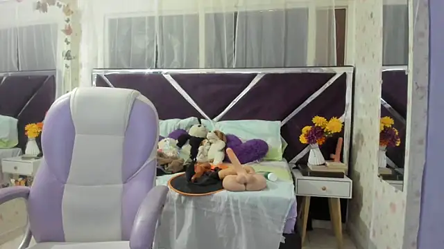 emma morgan 1 online show from October 2025 11:51:02 AM