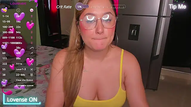 Shaday sm1th online show from January 2025 04:43:02 PM