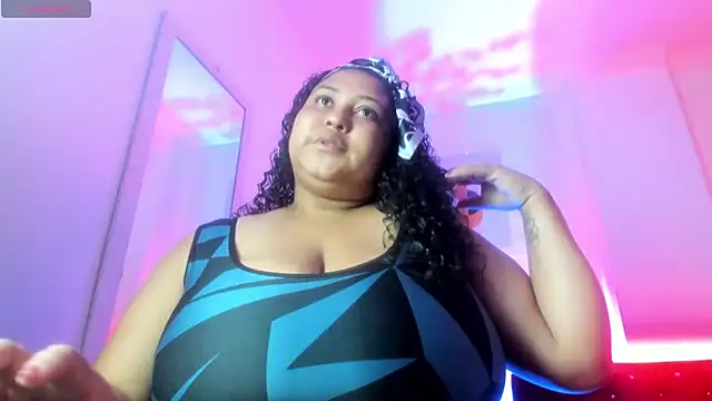 Ayliinn  online show from April 2026 01:07:01 AM