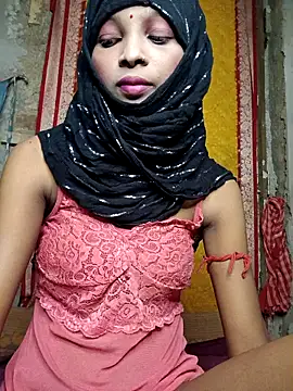 Cutesoma01 online show from October 2025 04:52:01 PM