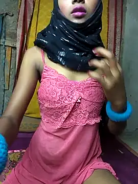 Cutesoma01 online show from October 2025 04:52:02 PM