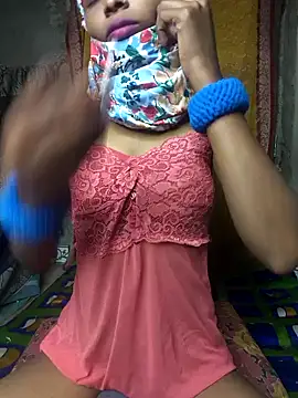 Cutesoma01 online show from November 2025 04:18:02 PM