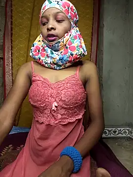 Cutesoma01 online show from May 2026 04:53:01 PM