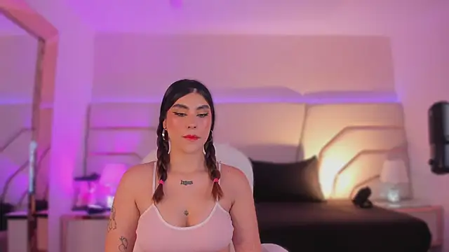 Violeta-Marquez online show from September 2025 11:49:02 AM